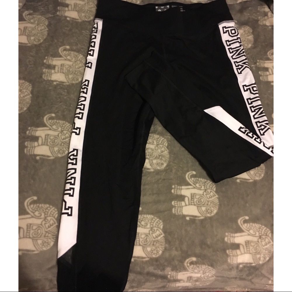 VS Pink ultimate leggings